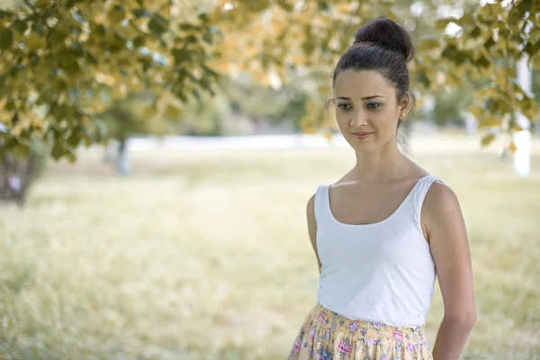 güzel kızı güzel bir yer