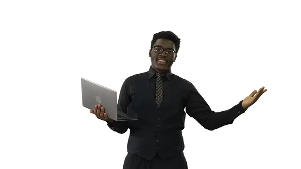 African American businessman typing on laptop and talking to cam — Stock Photo, Image