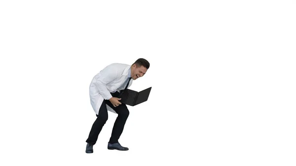Инженер-предприниматель или врач с ноутбуком, смеющийся на белом фоне. — стоковое фото