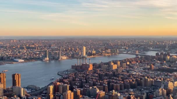 Lower Manhattan, Eastside, Blick vom Empire State Building — Stockvideo