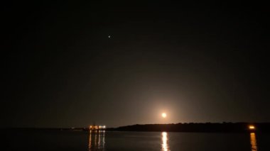 Cape Canaveral, Florida, ABD 'deki roket fırlatması.