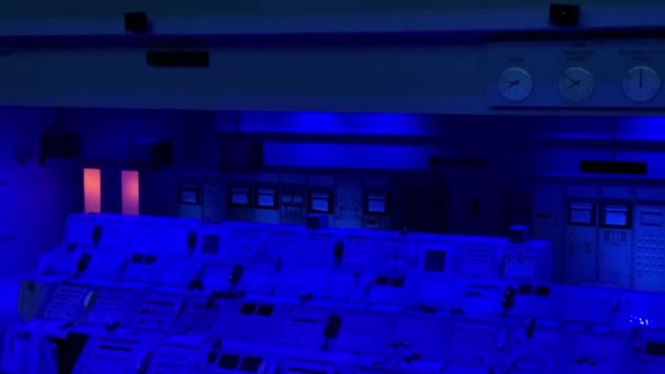 Apollo Saturn Firing Room panel at Apollo Saturn V Center, Kennedy Space Center — стокове відео