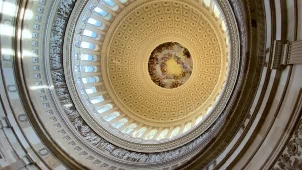 Washington. 29 dicembre 2019. La cupola del Campidoglio degli Stati Uniti, interno — Video Stock