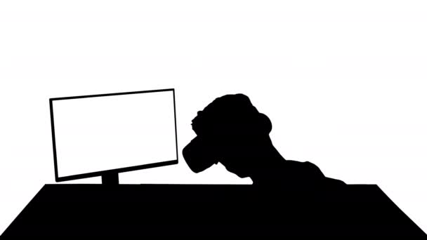 Сілует Янг Геймер у віртуальній реальності, сидить за столом.. — стокове відео