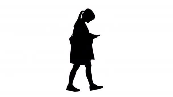 带着手机走路的怀孕女孩，阿尔法通道 — 图库视频影像