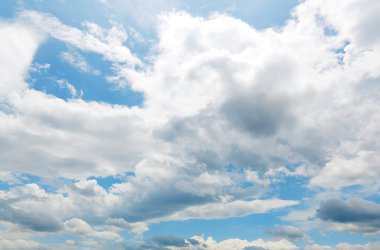 dramatik yaz göğün