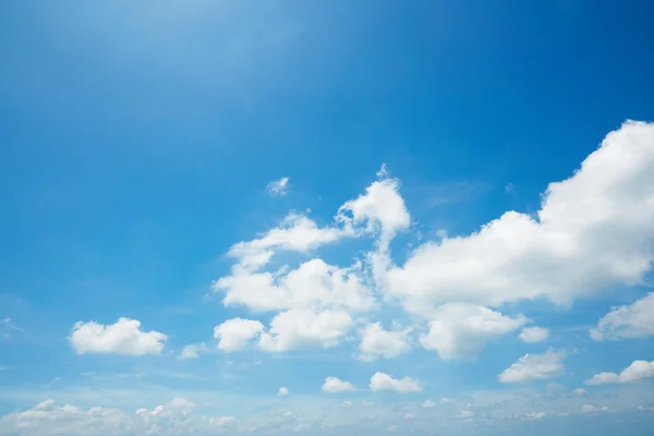 El cielo despejado — Foto de Stock