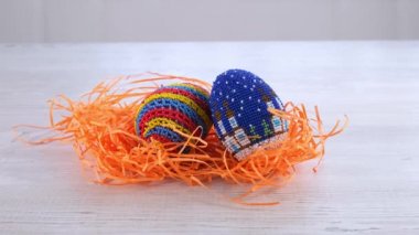 Paskalya renkli yumurtalar. Paskalya tatili.