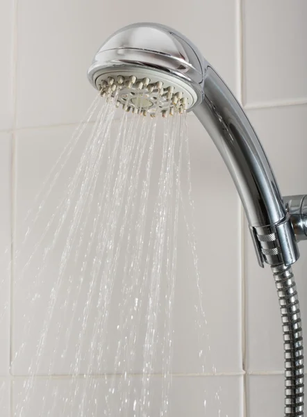 Srebrny prysznicu — Zdjęcie stockowe