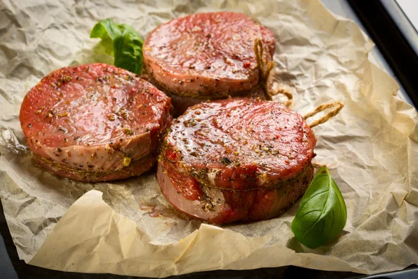 Medaljonger av kjøttfilet – stockfoto