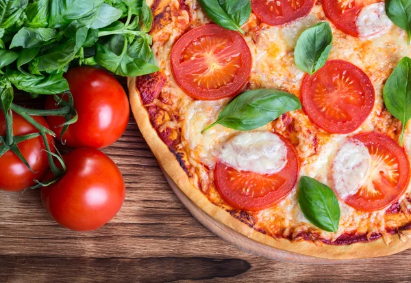 Pizza Margarita görünümü kapatın