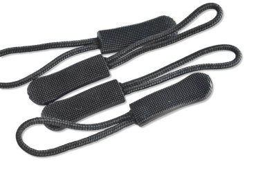 Plastik fermuar çekmeceleri. Kolay fermuar için çıkarılabilir tutucu.