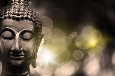 Buda yüzü, Buda heykeli altın bronzdan yapılmıştır bokeh arkaplanda, Buda purnima