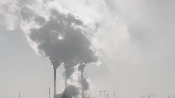 Komíny Kuřáckých Závodech Environmentální Problém Znečištění Životního Prostředí Ovzduší Velkých — Stock video