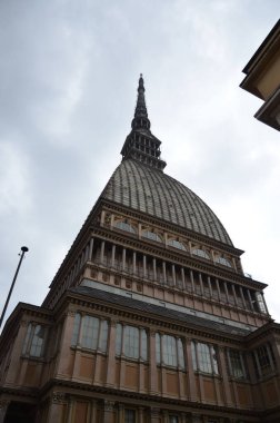 Köstebek Antonelliana (Torino, İtalya)
