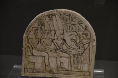 Mısır Torino Müzesi 'nde mumyalar, eserler ve Mısır bulguları sergileniyor.