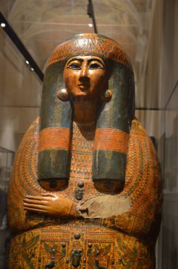 Mısır Torino Müzesi 'nde mumyalar, eserler ve Mısır bulguları sergileniyor.