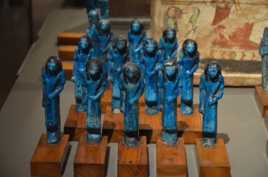 Mısır Torino Müzesi 'nde mumyalar, eserler ve Mısır bulguları sergileniyor.