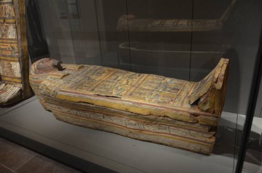 Mısır Torino Müzesi 'nde mumyalar, eserler ve Mısır bulguları sergileniyor.