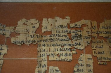 Mısır Torino Müzesi 'nde mumyalar, eserler ve Mısır bulguları sergileniyor.