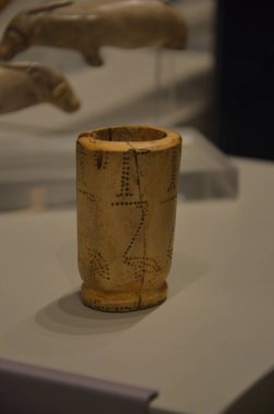 Mısır Torino Müzesi 'nde mumyalar, eserler ve Mısır bulguları sergileniyor.