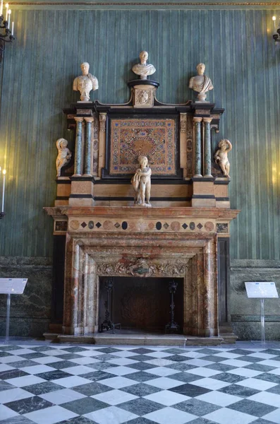宏伟的意大利都灵皇家宫的内部 — 图库照片