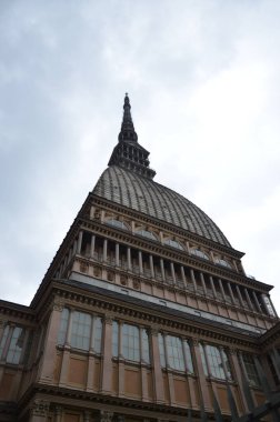 Köstebek Antonelliana (Torino, İtalya)