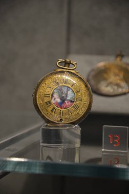  Palazzo Mona, Piazza Castello, Torin 'in içi.)