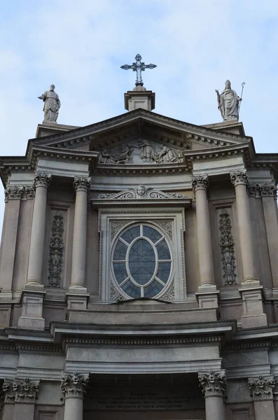 Twee Gelijkaardige Kerken Het San Carlo Plein Turijn — Stockfoto