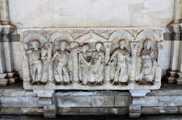 Esculturas Tumulares Cemitério Monumental Torre Inclinada Pisa — Fotografia de Stock