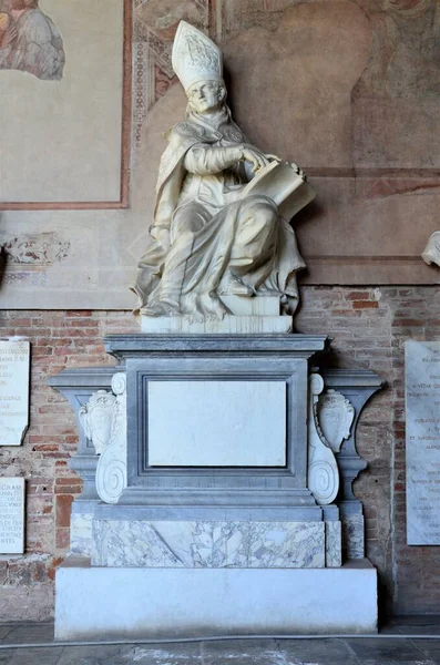 Sculture Tombali Nel Cimitero Monumentale Della Torre Pendente Pisa — Foto Stock