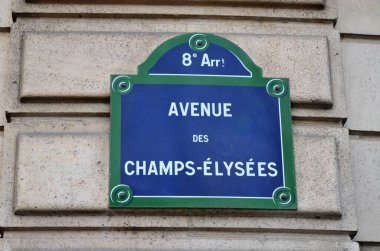 Fransa 'nın başkenti Paris' teki Champs Bulvarı 'nın Sokak İşareti