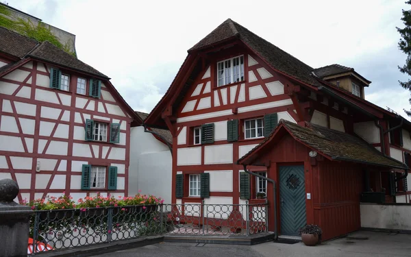 Historisches Fachwerkhaus in Luzern, Schweiz — Stockfoto