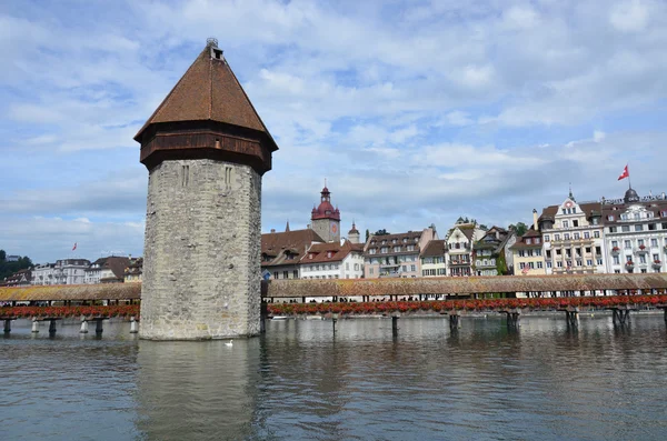 Chapel Bridge, Lucerne, Sveitsi — kuvapankkivalokuva