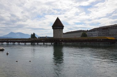 İsviçre, Lucerne 'deki Chapel Köprüsü