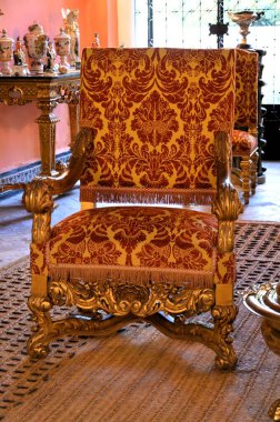 Seville, İspanya 03.25.2019: Las Duenas Sarayı 'ndaki (Palacio de las Duenas Sarayı) Salon de la Gitana (Çingene Salonu))