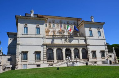 Roma, Lazio 09.03.2020: Borghese Galeri ve Müzesi, Villa Borghese bahçeleri, Piazzale Scipione Borghese manzaralı