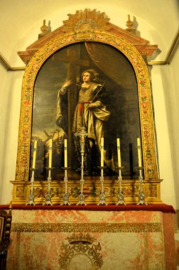 Cordoba, İspanya 03.27.2019: Cordoba Camii-Katedrali Aziz Mary Kilisesi sunağı