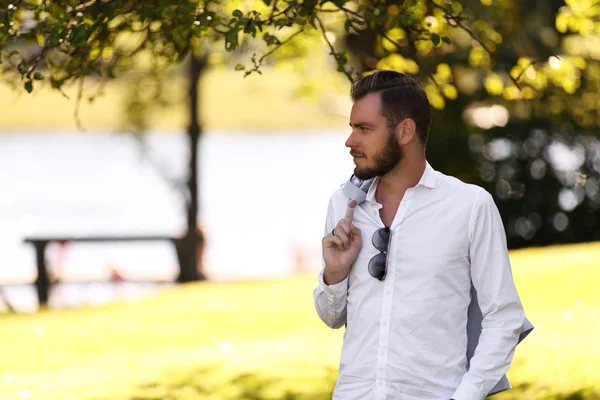 Homem bonito em blazer — Fotografia de Stock