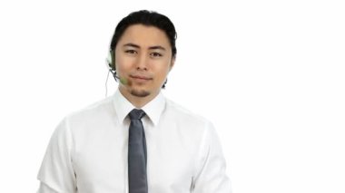 Destek hattı üzerinde çekici bir adam