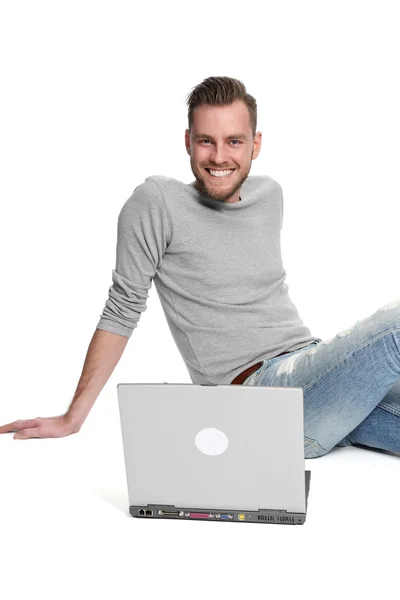 Relaxing in front of the computer — Stock Photo, Image