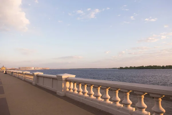 Tramonto Alba Sull Argine Del Fiume Sera Estate — Foto Stock