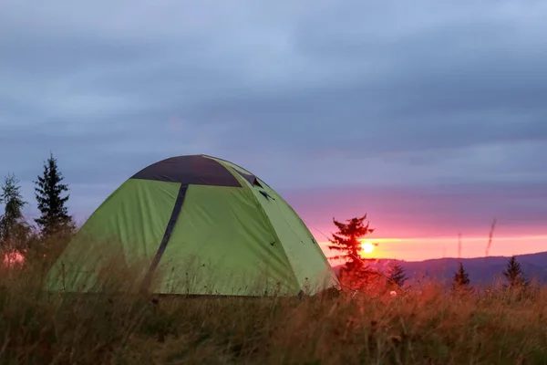 Tramonto Magico Sulle Montagne — Foto Stock