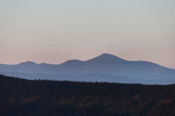 Amanecer Mágico Sobre Las Montañas — Foto de Stock