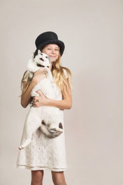 Kediler Studio ile çocuklarıyız