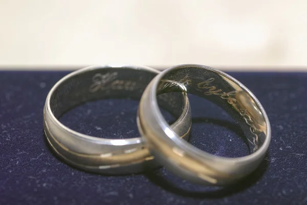 Wedding rings. — Stock Photo, Image