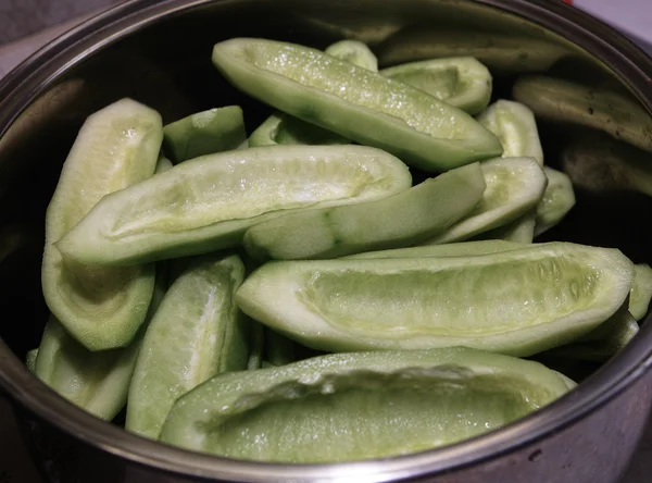 Prepare cucumber. — Stock Photo, Image