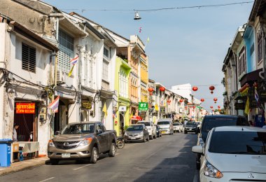 Phuket, Tayland - 13 Şubat: Phuket thalang yol ile eski şehirde