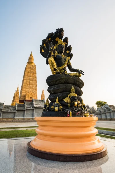 KRABI, THAILAND - APR 16 : Statue of Jatuakarmramathep with holy — Stock Photo, Image