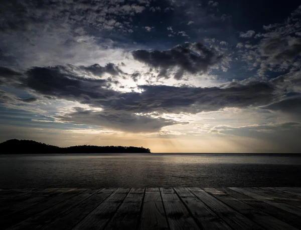 Landschaft des hölzernen Pier — Stockfoto